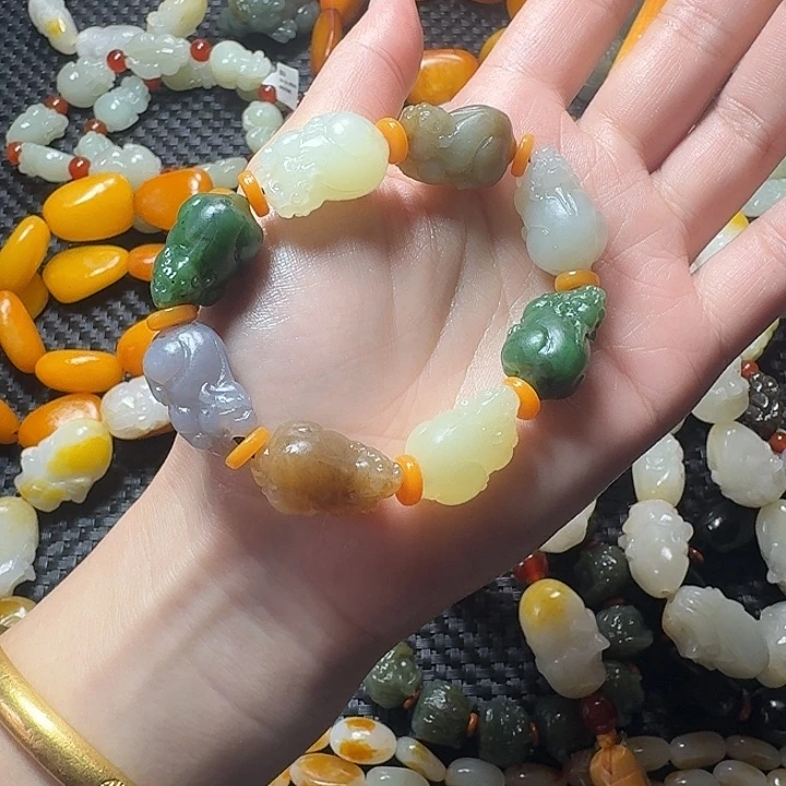 刚***子和田玉未镶嵌手链