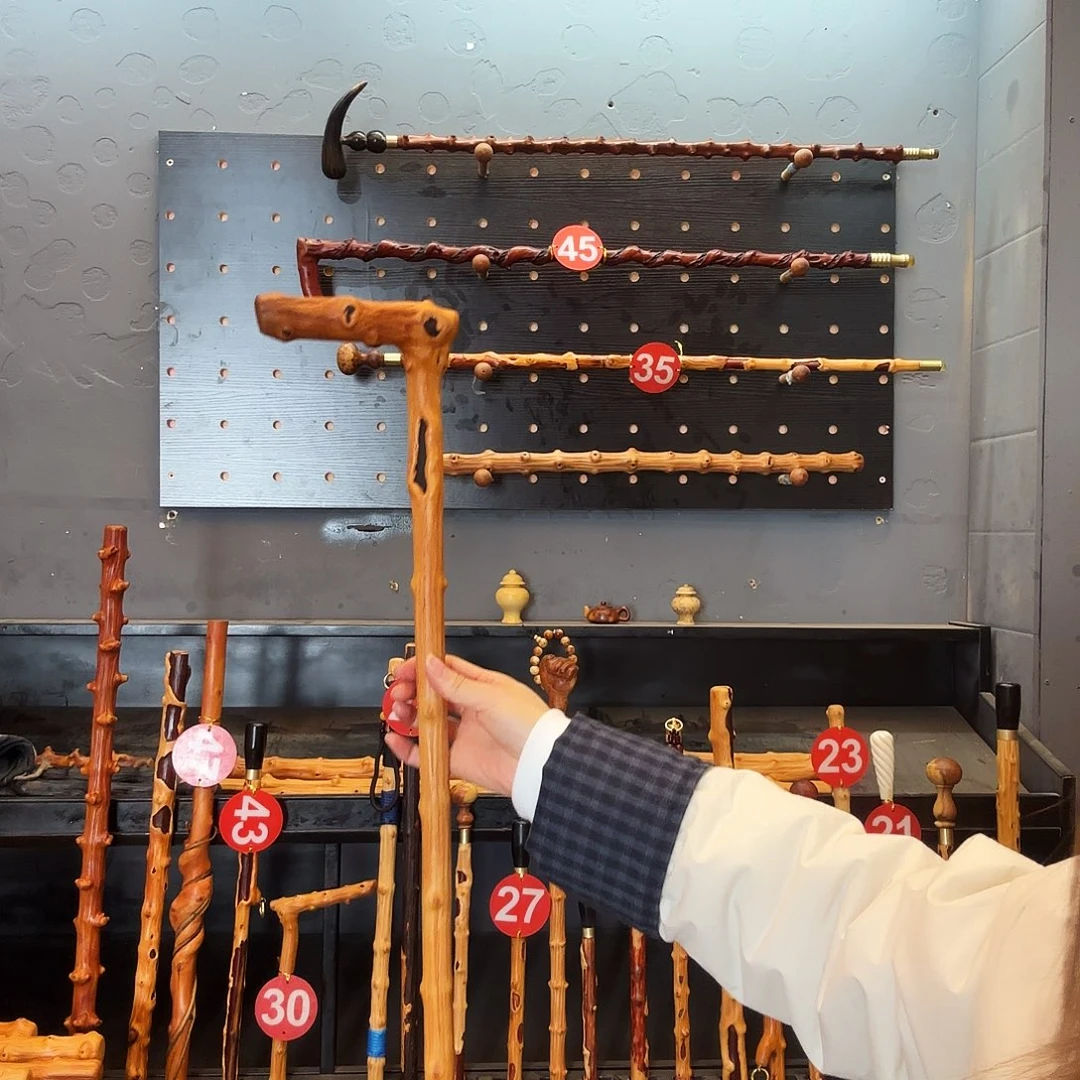 天***狼176身高，做铜脚，不退不换