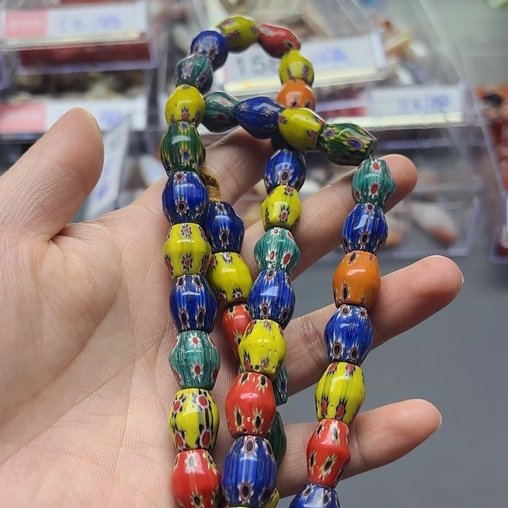 琉璃颈饰琉璃琉璃