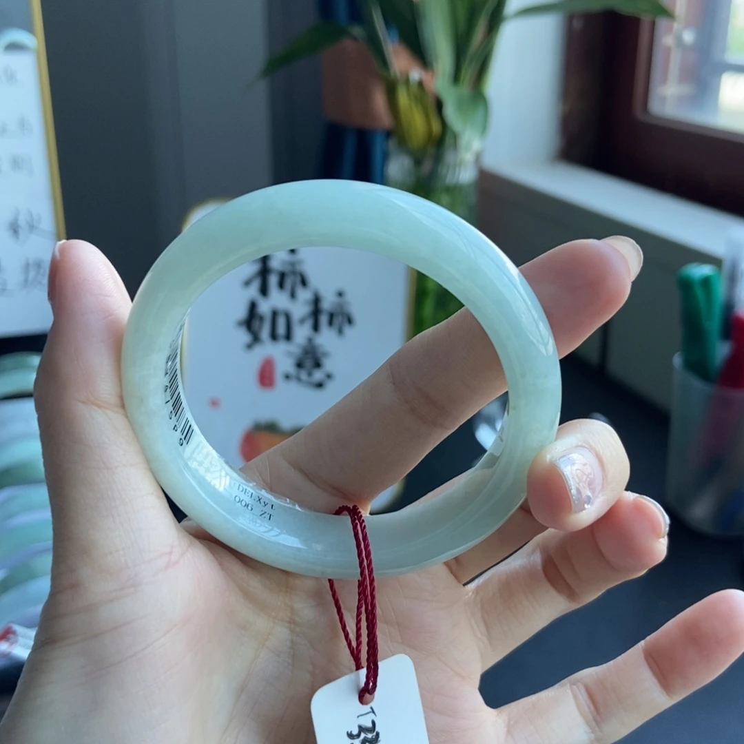 未镶嵌手镯翡翠54