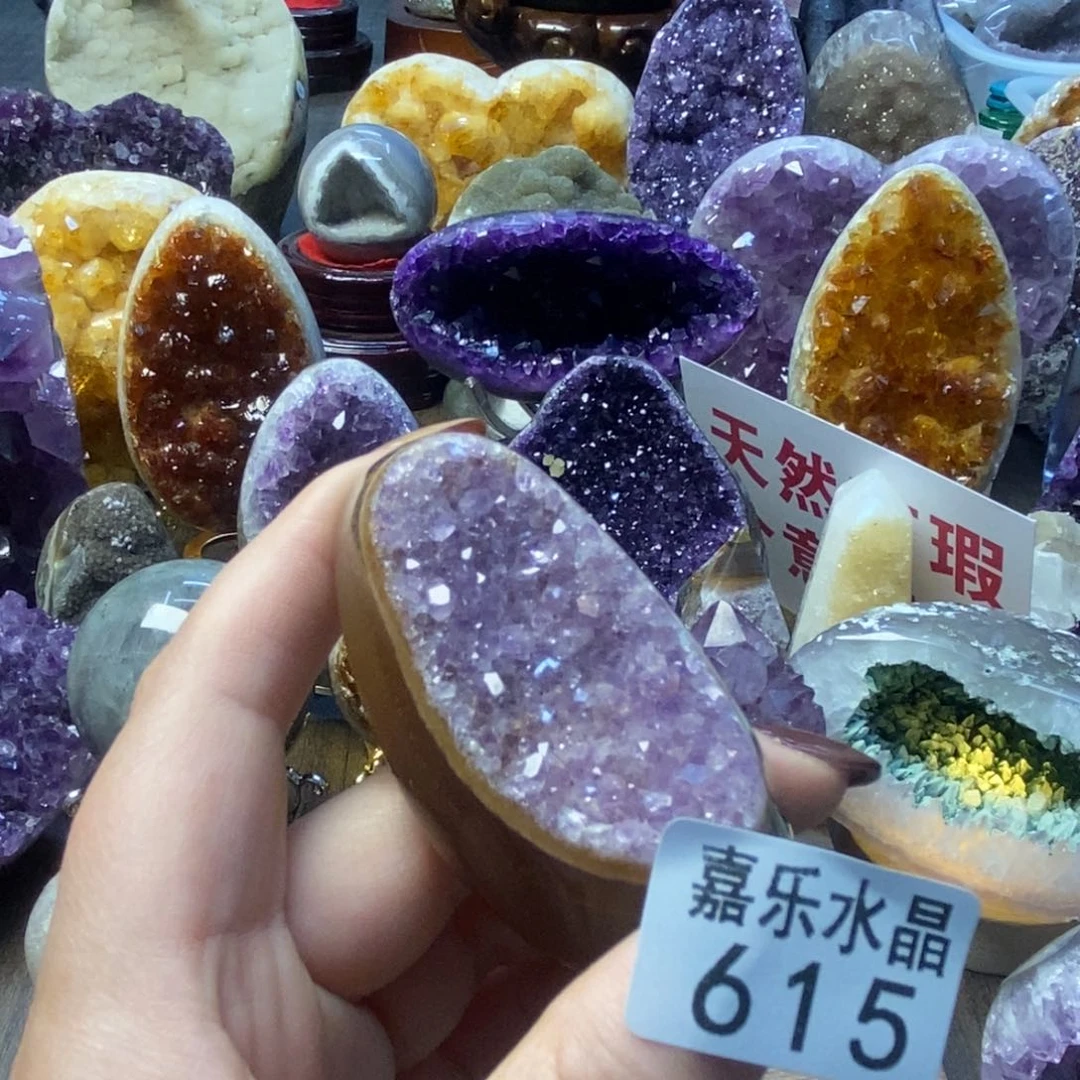 水晶摆件未镶嵌水晶615