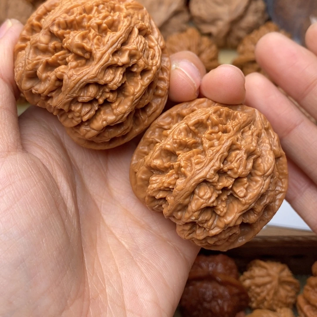 把件文玩核桃069号48全粗筋