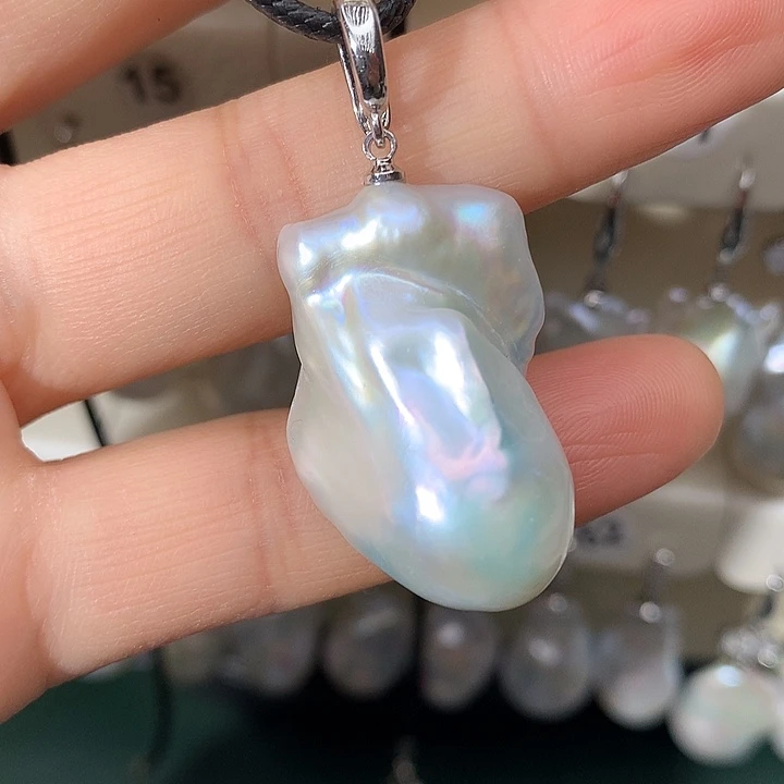 颈饰未镶嵌淡水珍珠