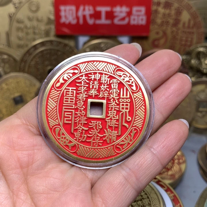 铜东*现代工艺品花钱11