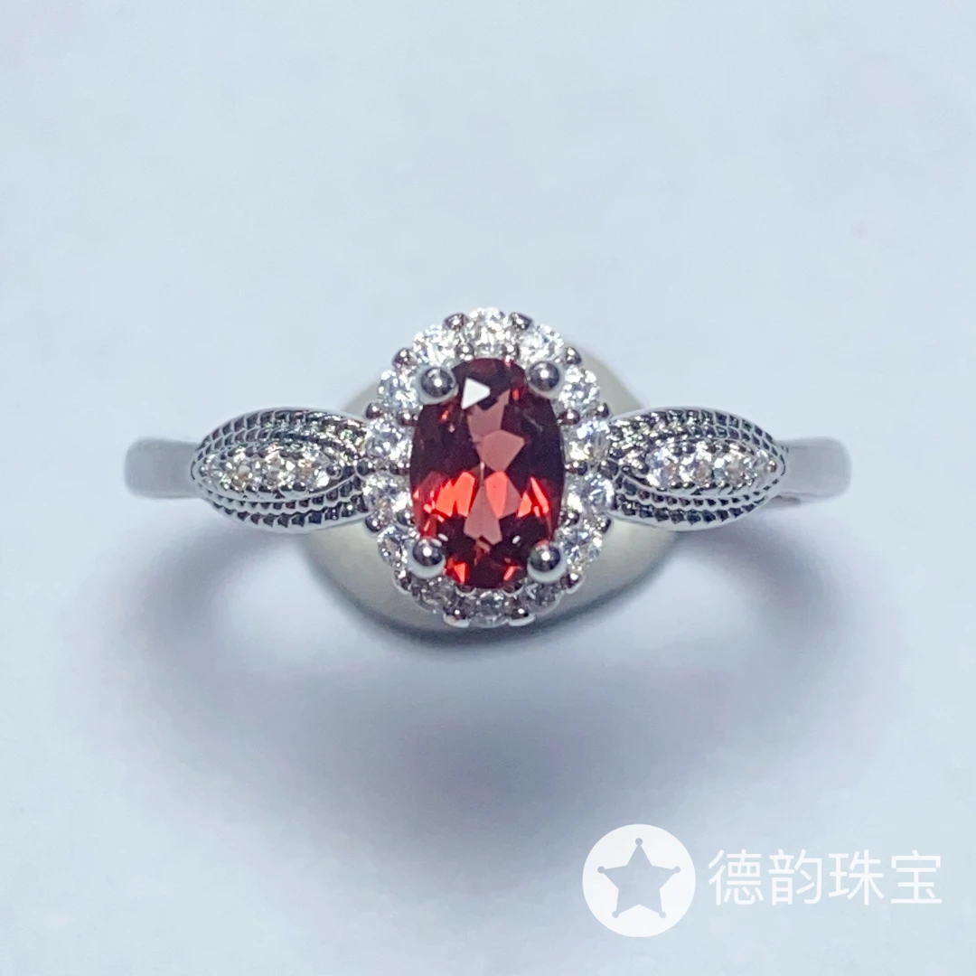 石榴石戒指