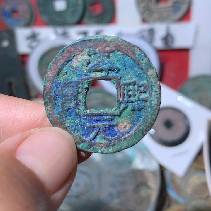 铜诺*现代工艺品钱钱