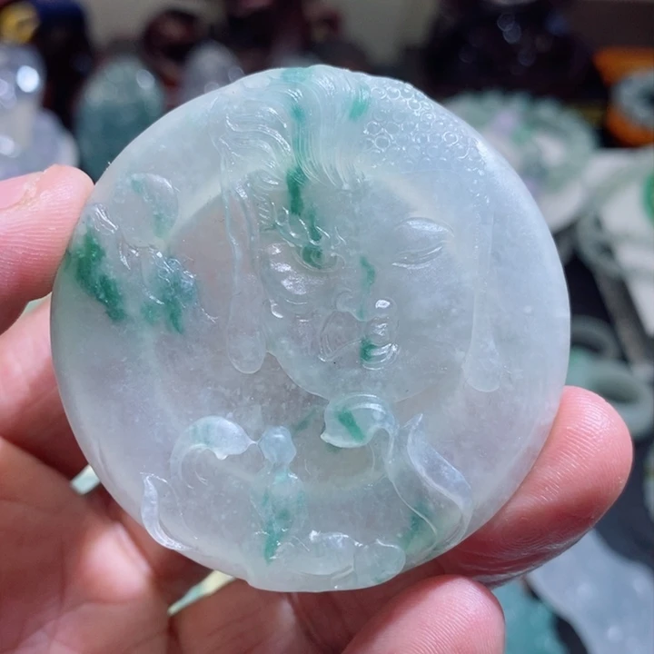 未镶嵌定制翡翠一念之间