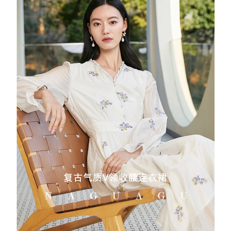 南瓜谷 晨雾铃兰~裙子女 初春莱赛尔收腰显高显瘦V领碎花连衣裙