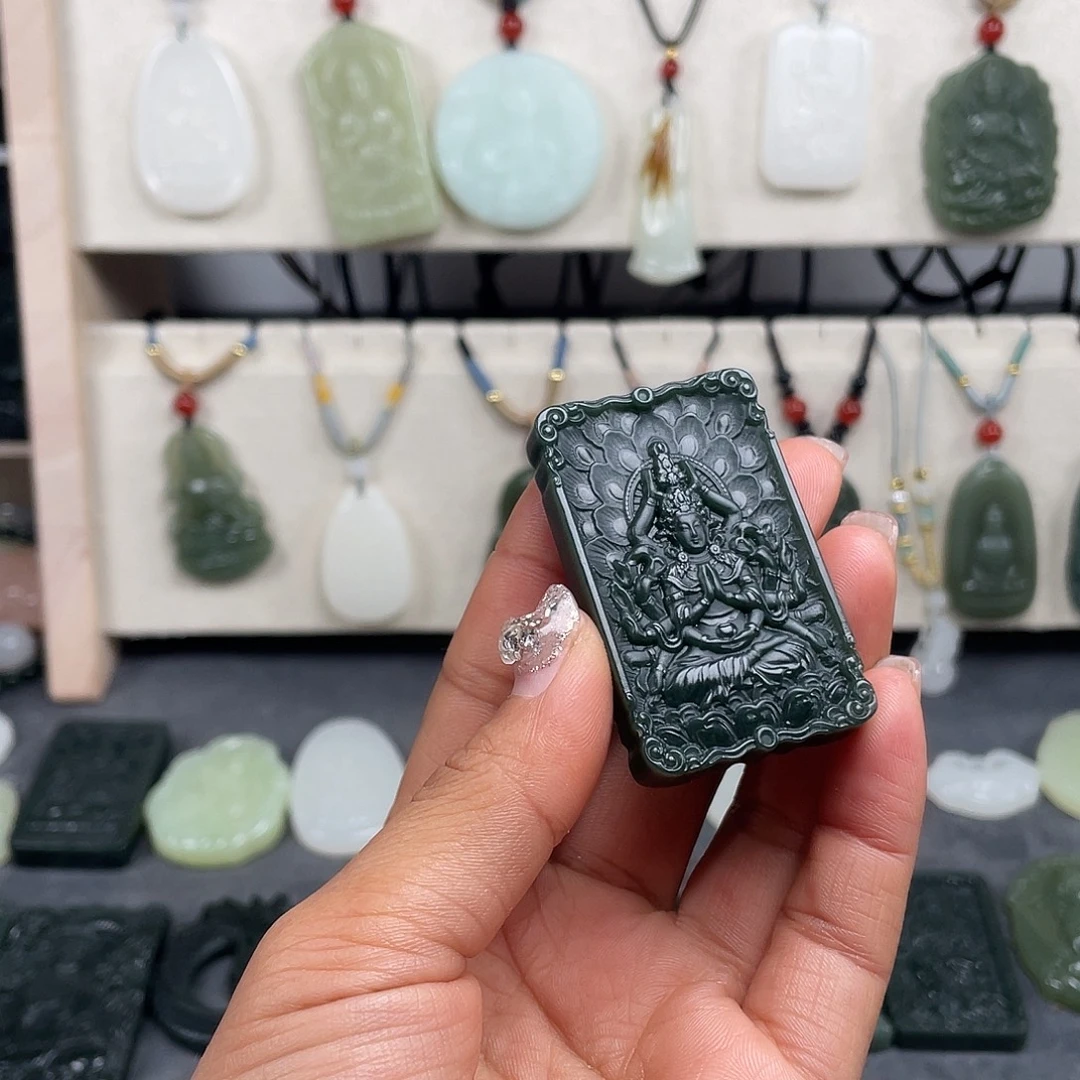 和田玉未镶嵌颈饰