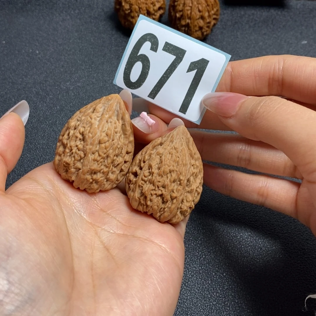 核桃671塔尖30尺寸有修