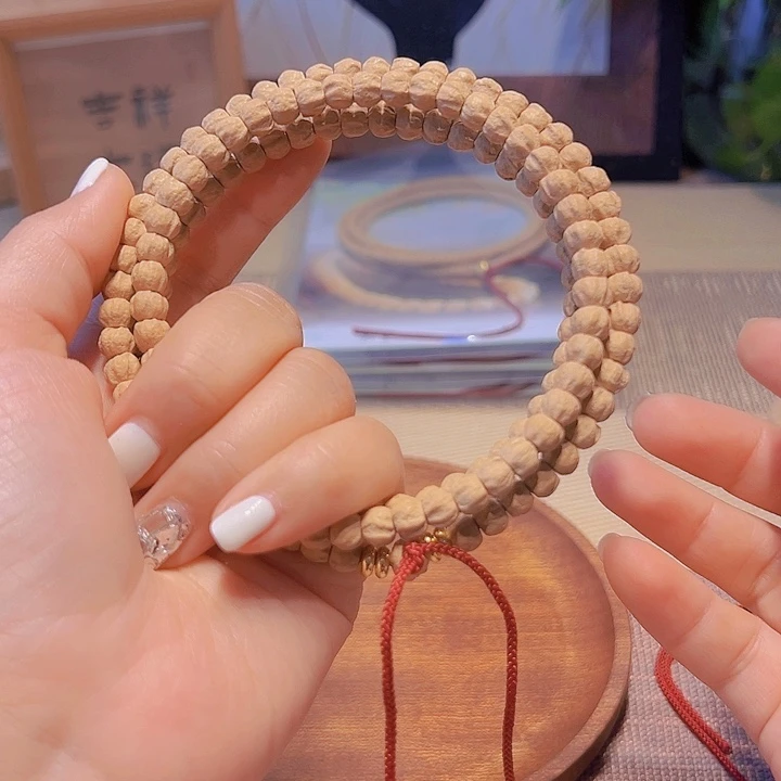 柏香籽/百香籽吊坠N****u