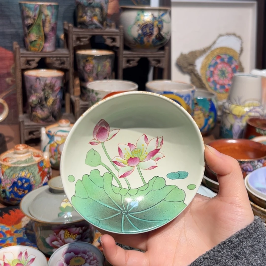 荷花景德镇手工手绘制作