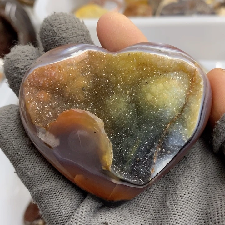 紫晶未镶嵌珠宝半成品