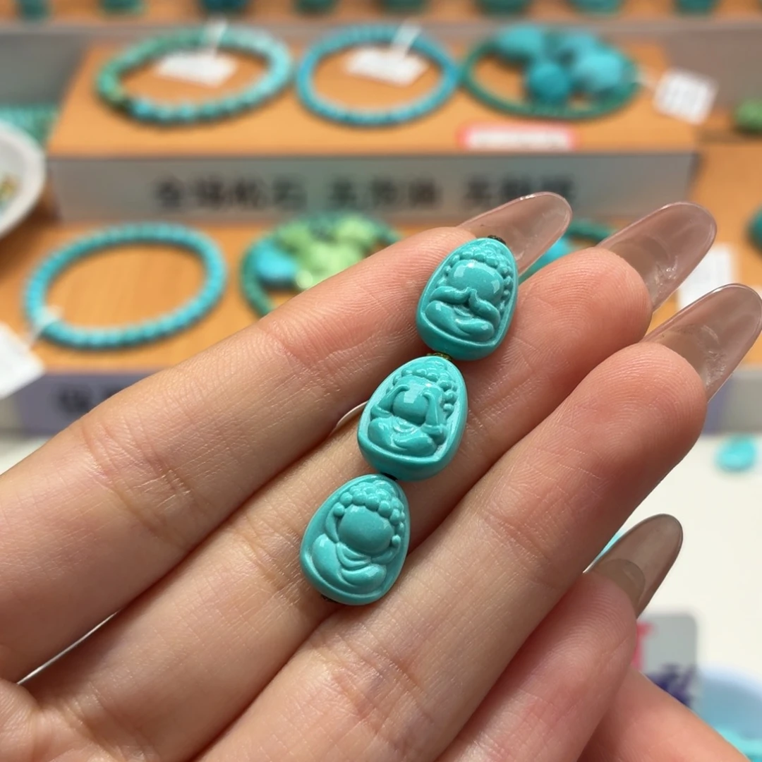 桃***瘴绿松石未镶嵌珠宝奇石三不佛