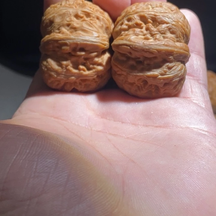 d***t把件文玩核桃42元宝