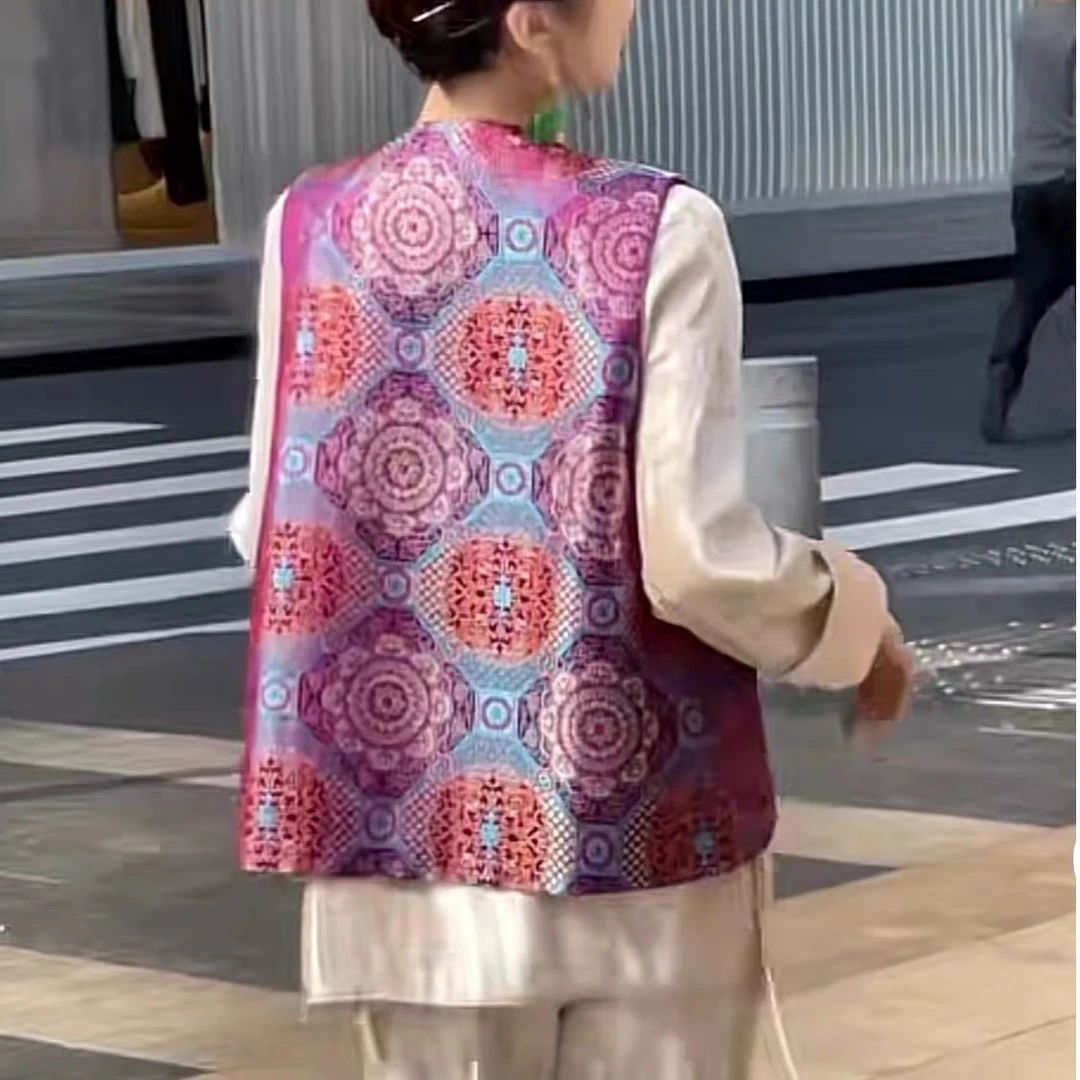 诺谰 时尚高精高密提花面料 春秋薄款马甲短款背心24012