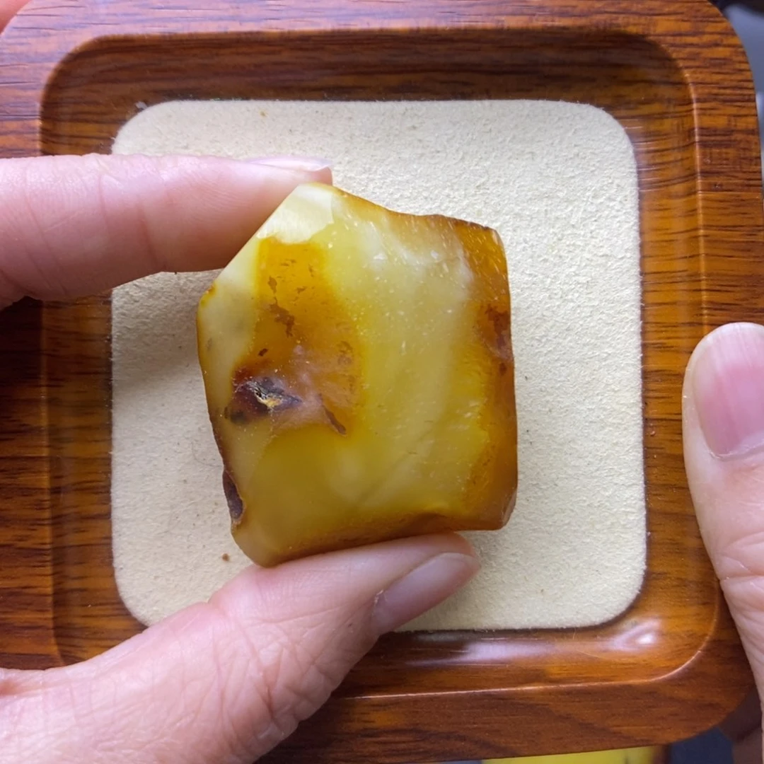 定制琥珀未镶嵌敏