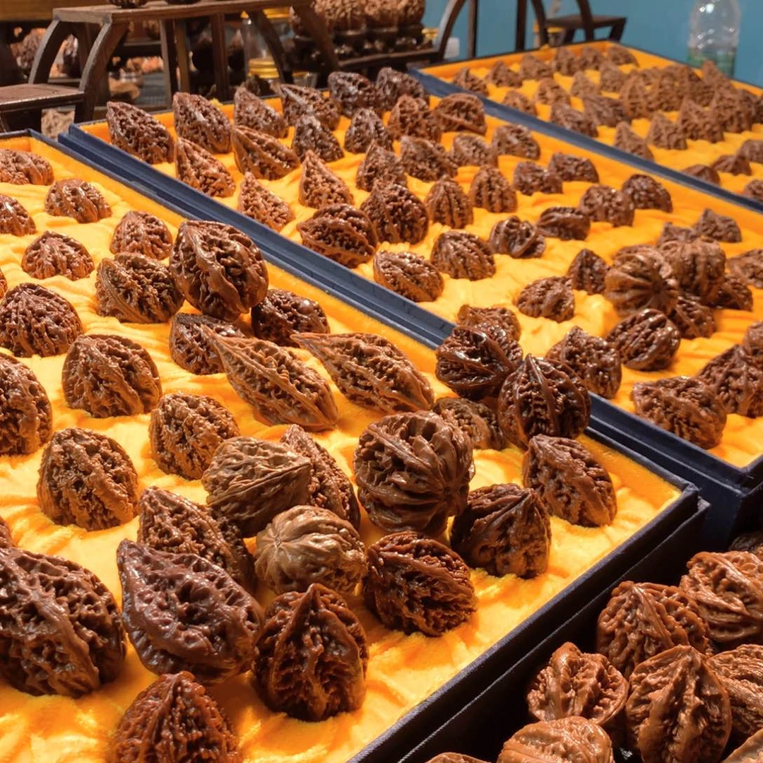 桃核把件明血灯笼核桃