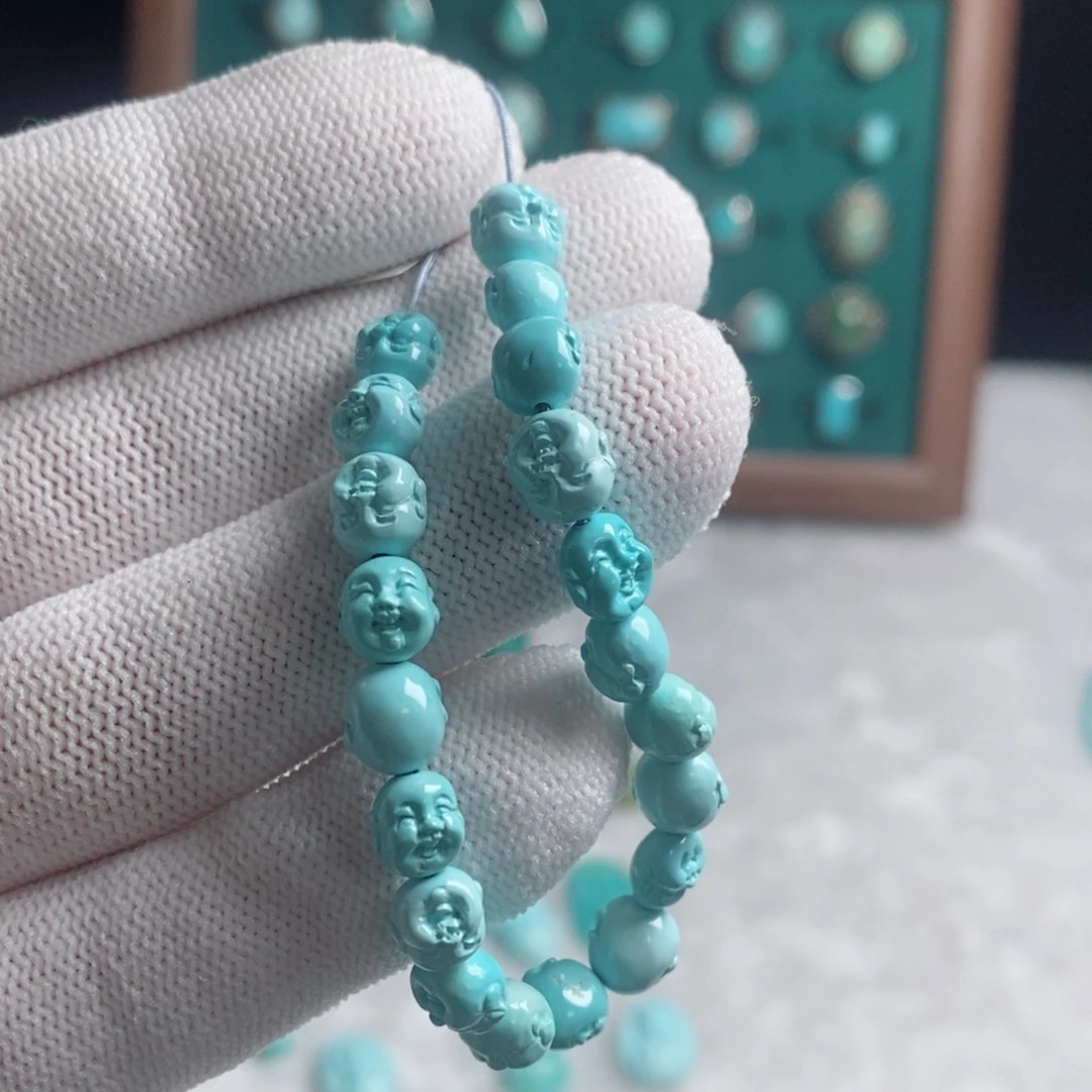 绿松石颈饰未镶嵌