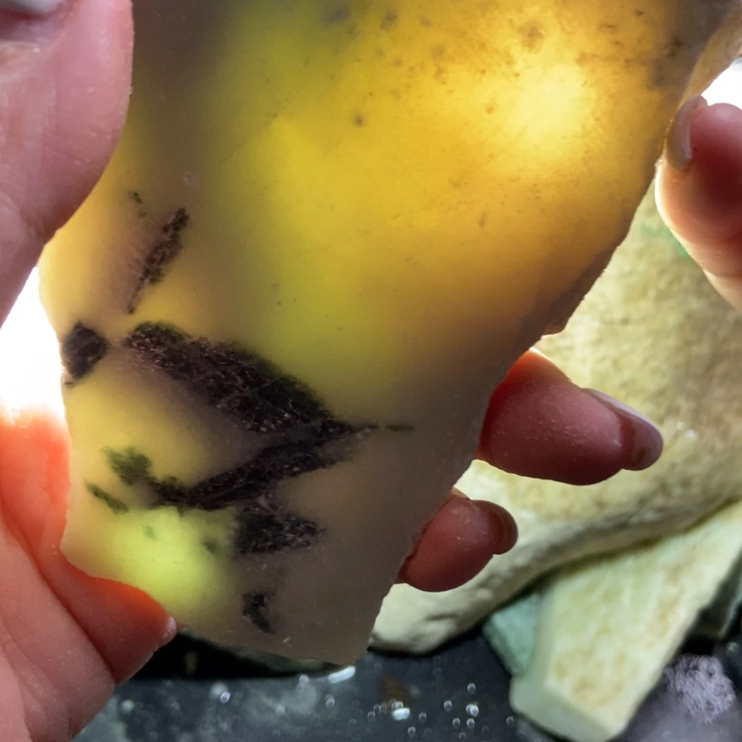 翡翠未镶嵌挂件天然