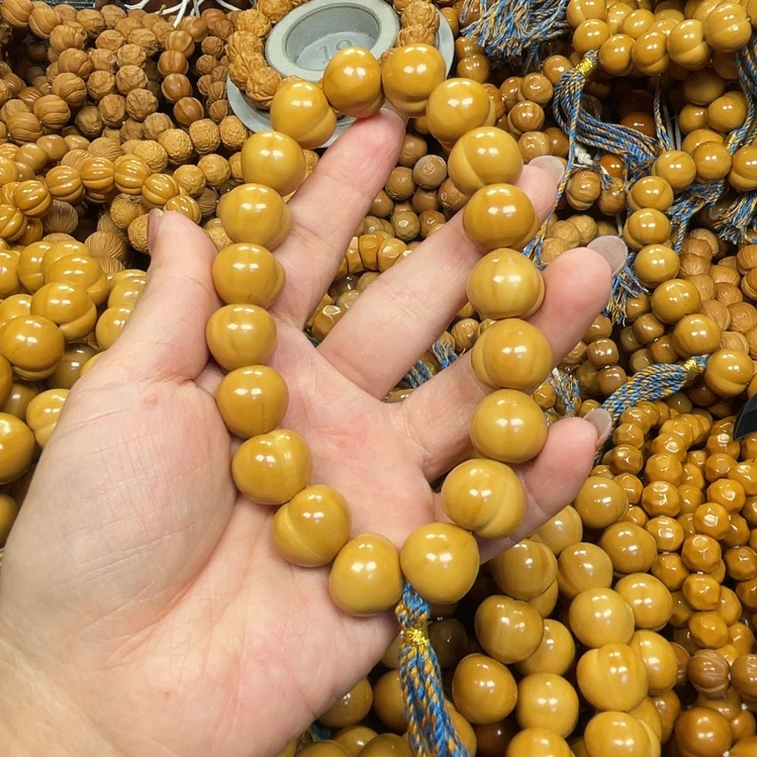 ?****晚屁桃。