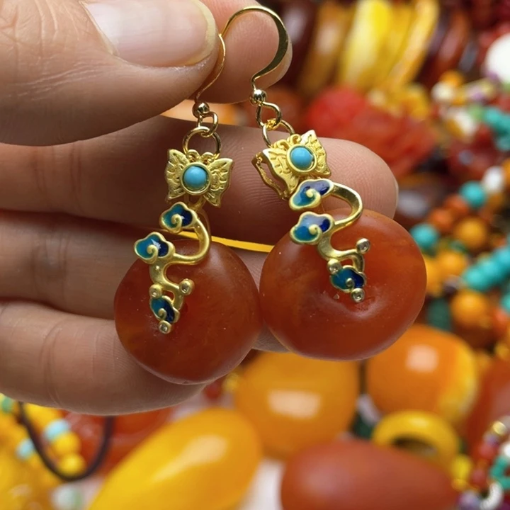 树脂制品124号扣子耳坠