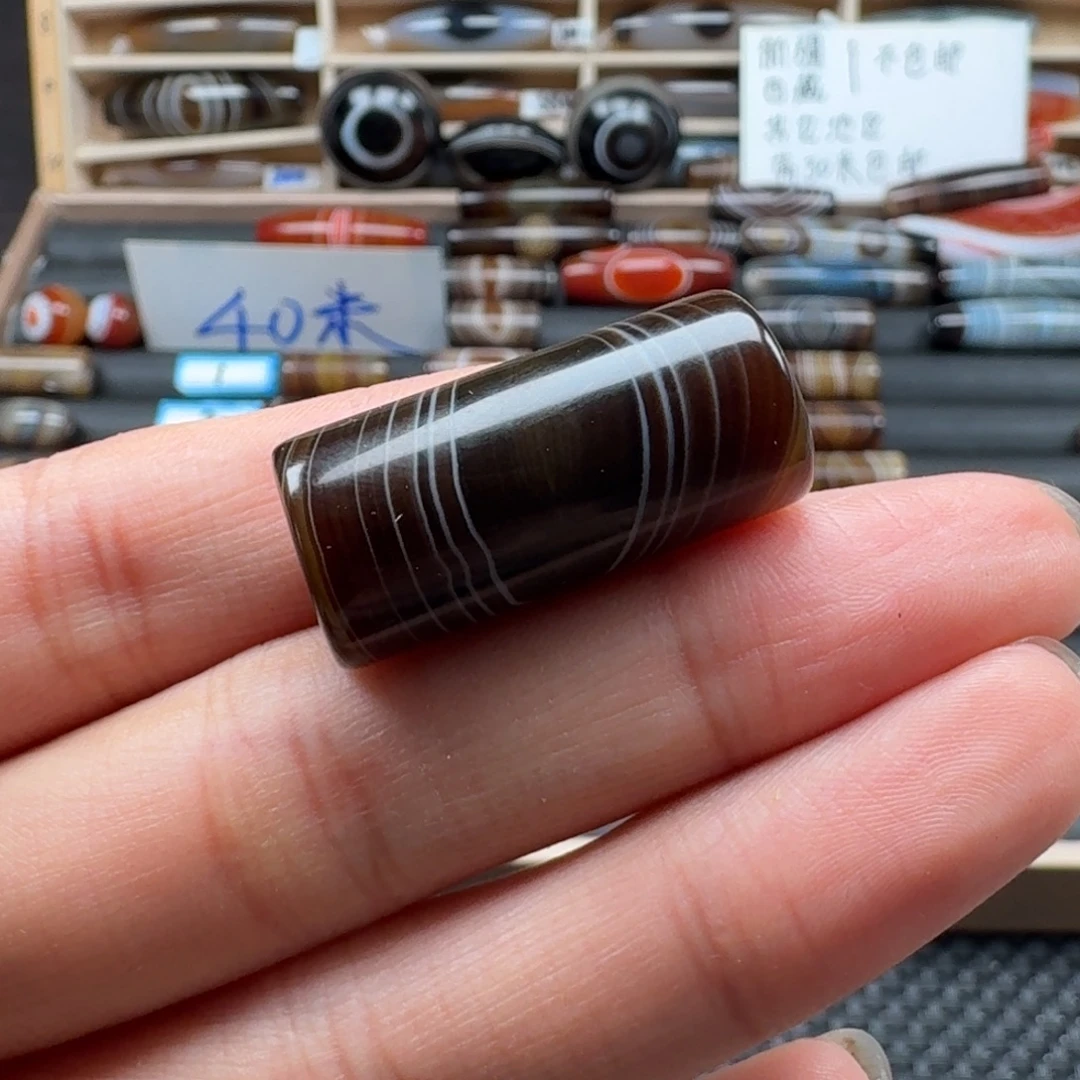 老***狼玛瑙/玉髓未镶嵌颈饰