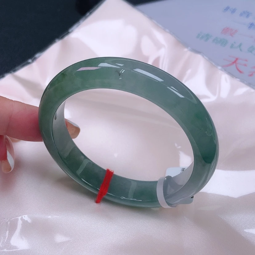 【闪购商品】未镶嵌手镯翡翠56