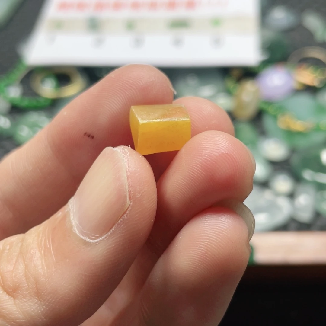 Y***️定制翡翠未镶嵌翡翠