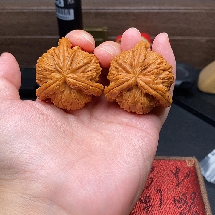 我***汁把件文玩核桃白奔