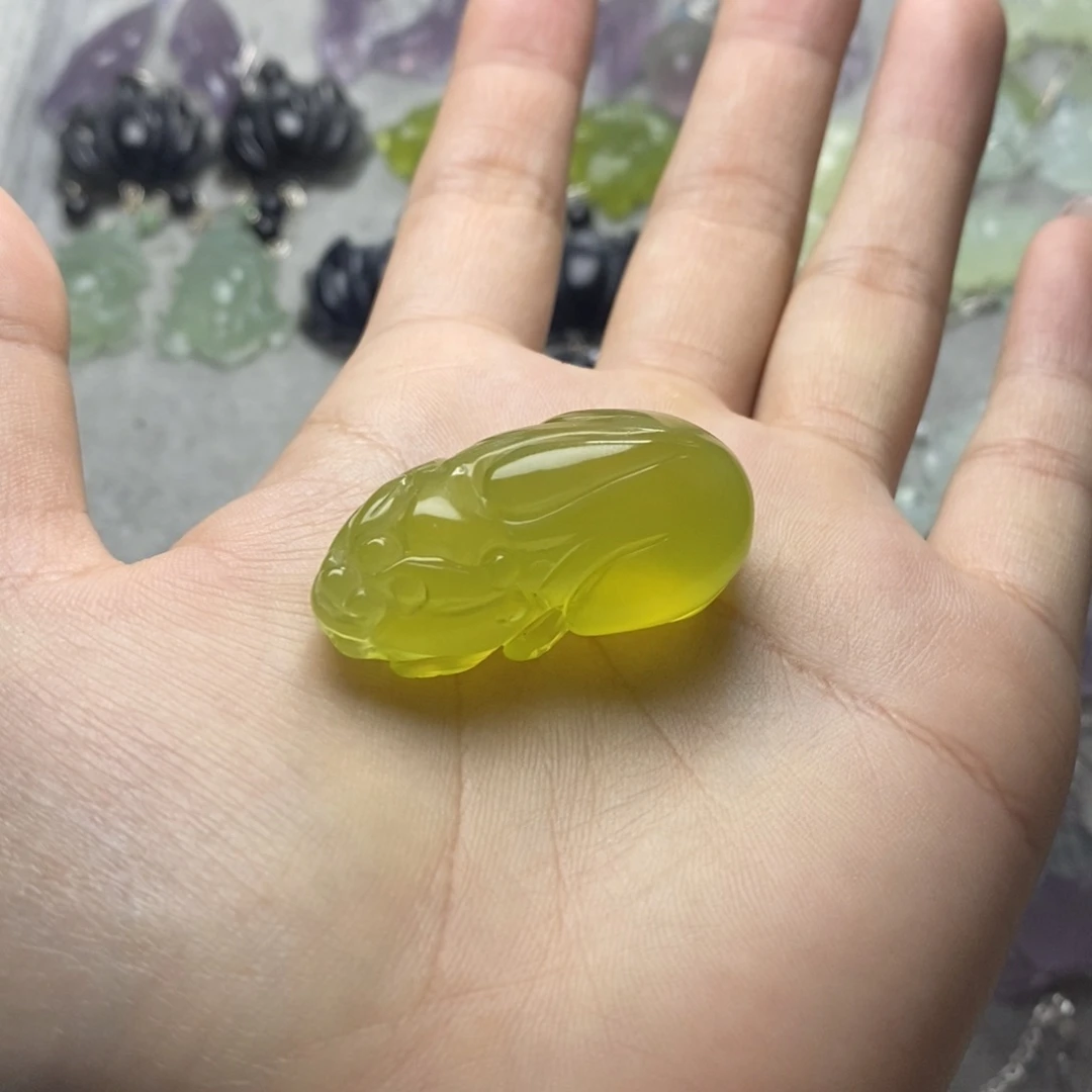 未镶嵌蛇纹石玉耳饰/颈饰