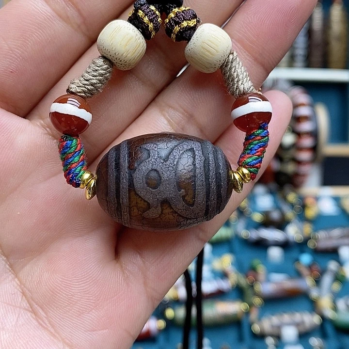 玛瑙/玉髓颈饰合金鸿*