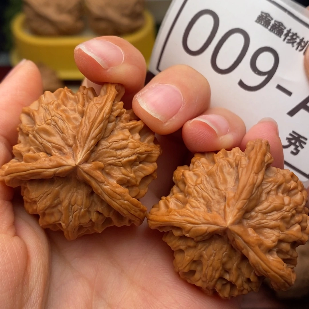 文玩核桃把件盘山奔39……
