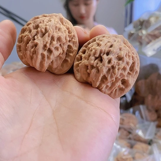 【闪购商品】把件文玩核桃42霞云岭
