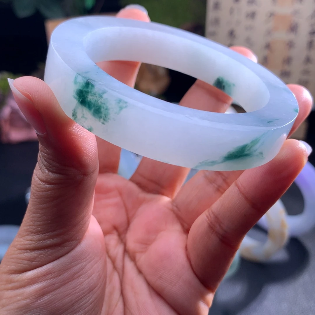 定制翡翠手镯未镶嵌
