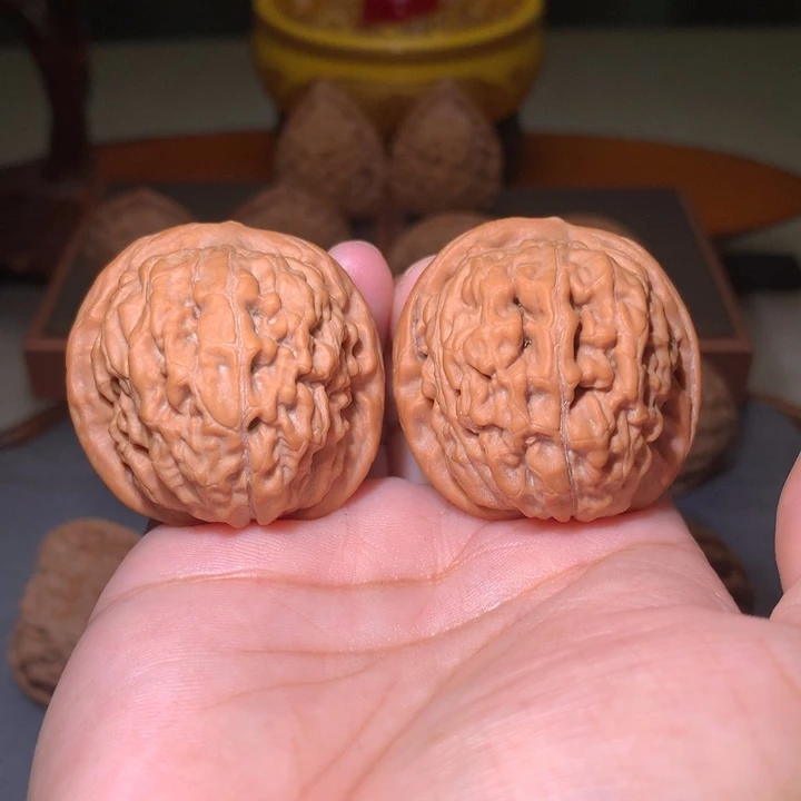 文玩核桃把件莲花