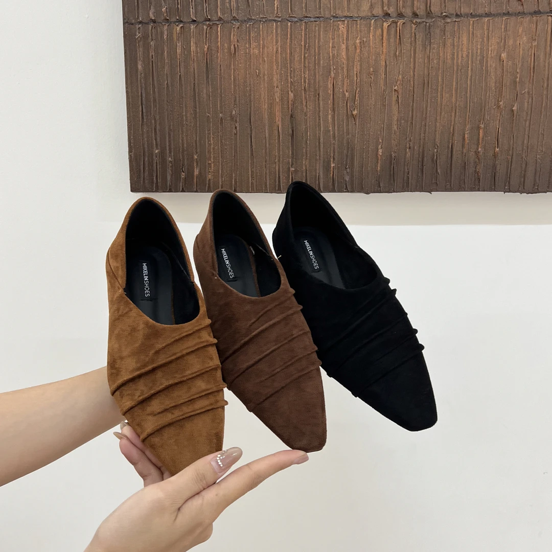 395-1复古绒面浅口单鞋2025新款韩版褶皱低跟显瘦软底奶奶鞋