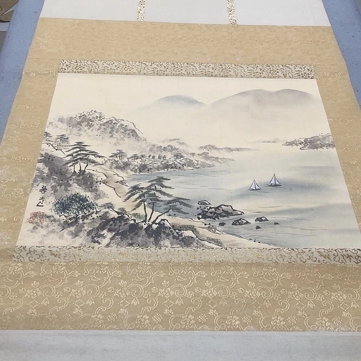 老***家我在你们学校门口折扇