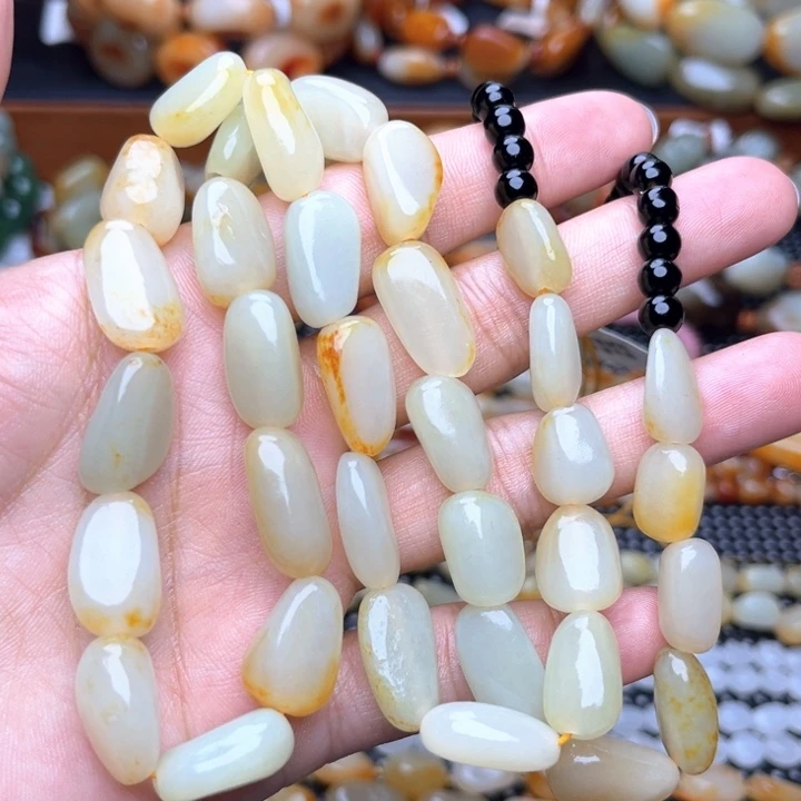 精***店和田玉未镶嵌手链