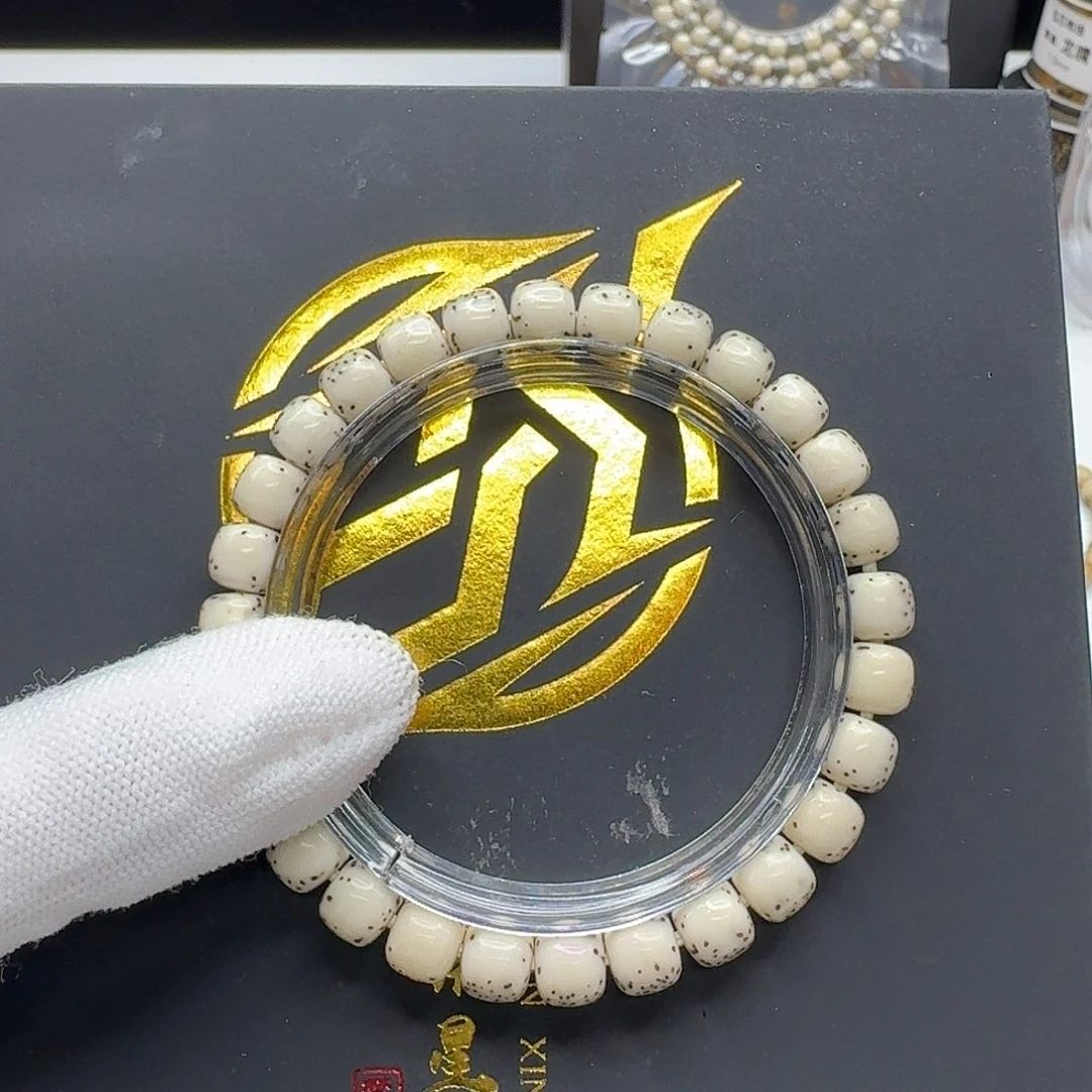 星月菩提吊坠119一物一图糯冰大白鲨8左右单