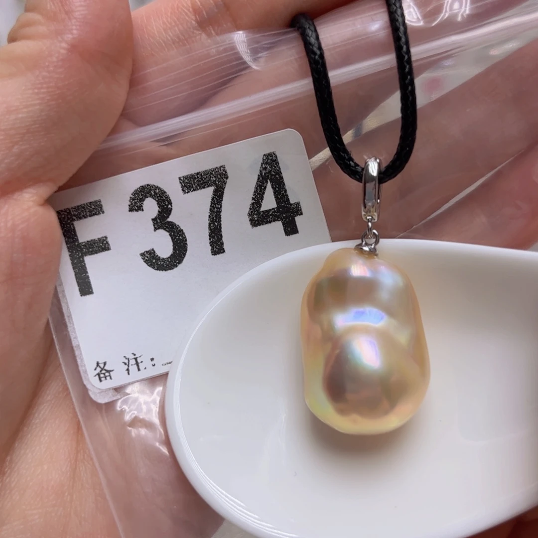 颈饰未镶嵌淡水珍珠