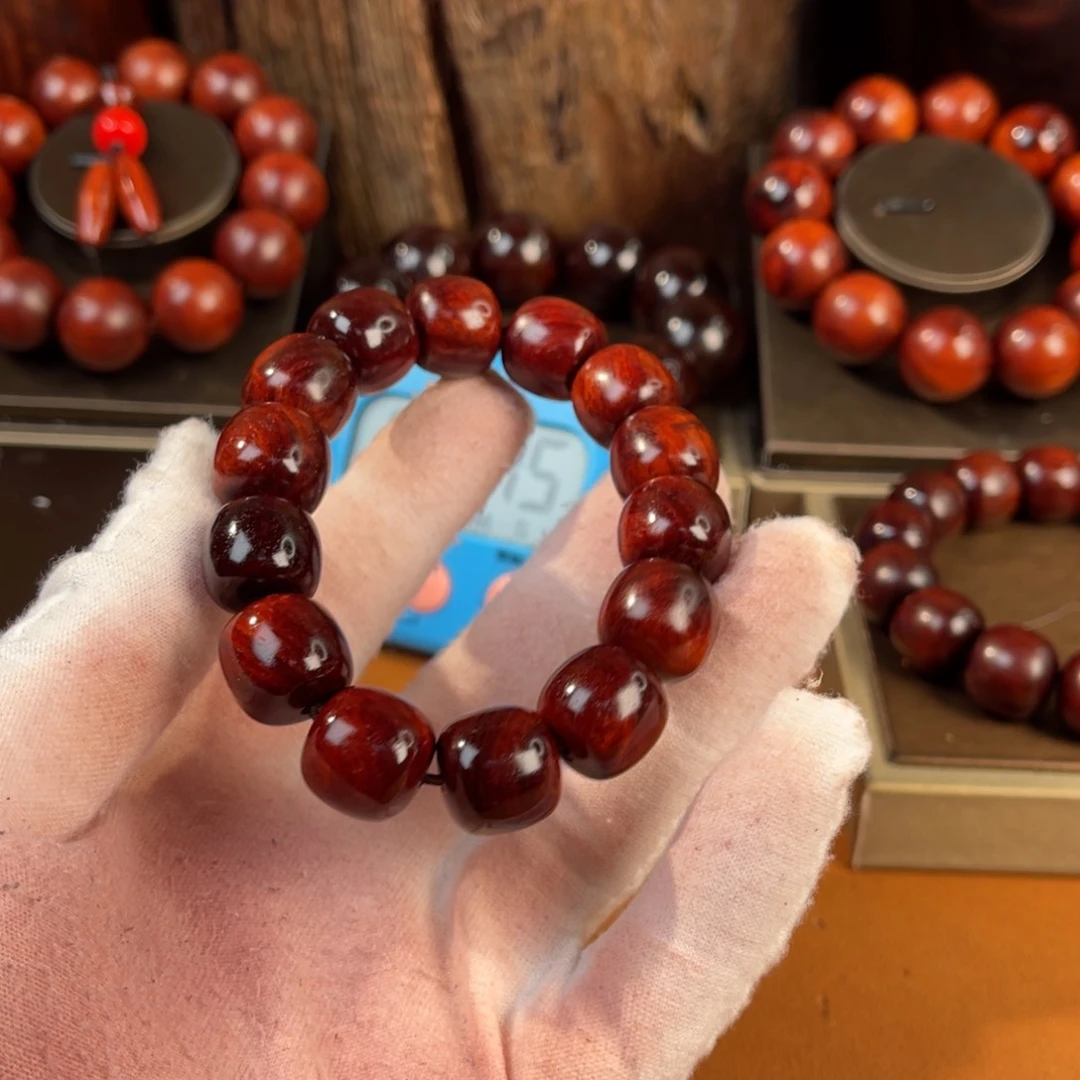 檀香紫檀（小叶紫檀）叭*