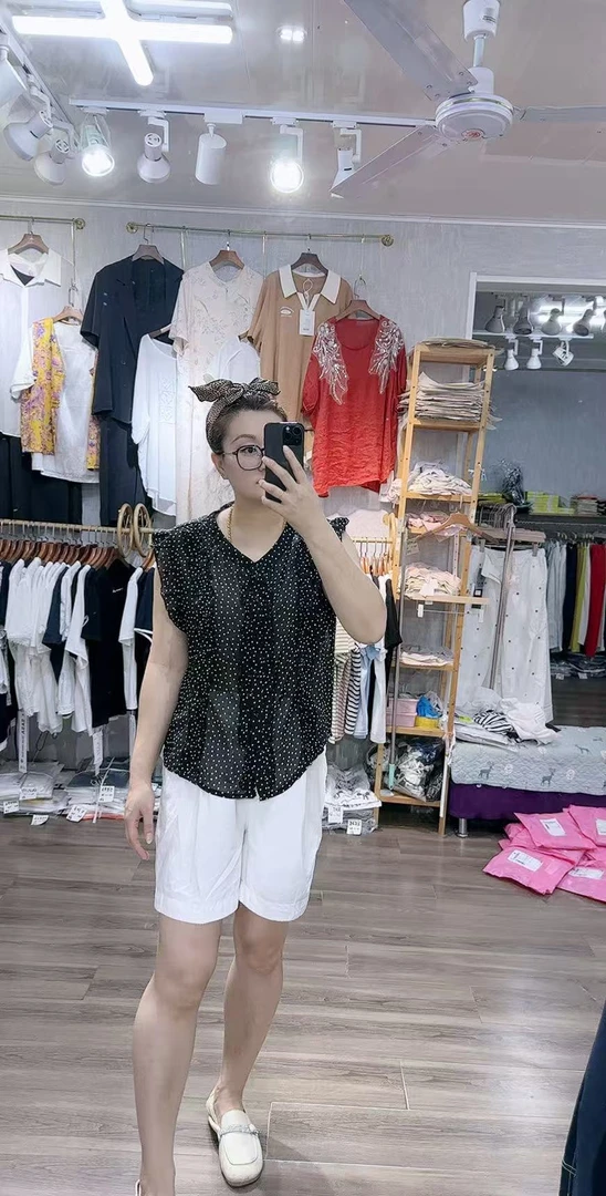 268款超凉快点点时尚短袖