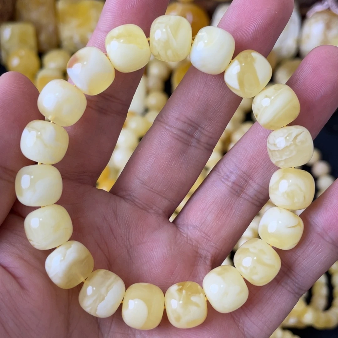 手串琥珀未镶嵌12+俄料妖白花精工老型手串（微瑕）