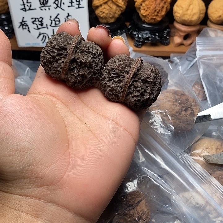 文玩核桃把件    28
