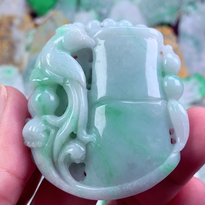 翡翠未镶嵌吊坠(不含链)