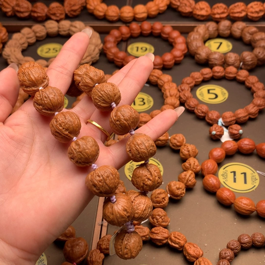 克***克文玩核桃手串爱心