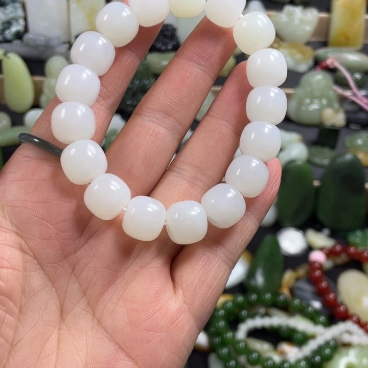 和田玉未镶嵌手链