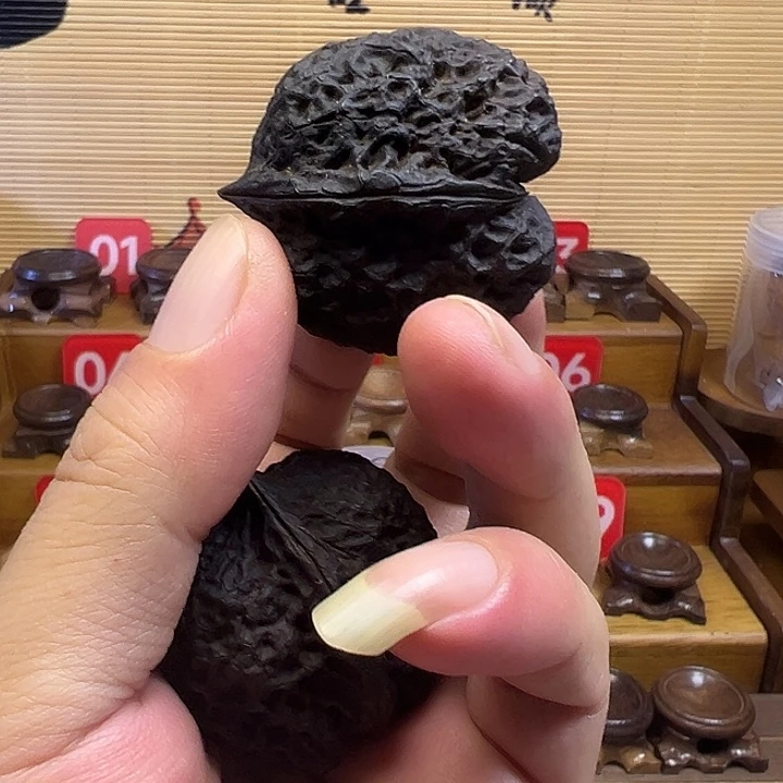 文玩核桃把件地焖方鼎