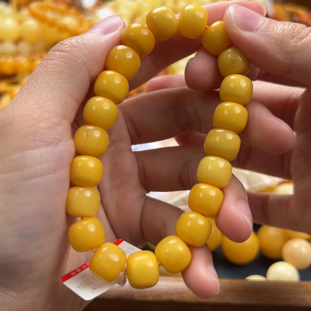 未镶嵌琥珀珠宝奇石